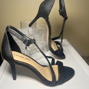 Gianni Bini Bridal Collection Shaylinn Glitter T-Strap Sandals Black 5.5M